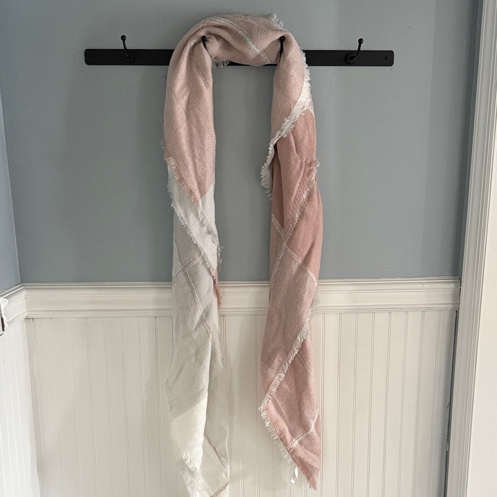 Pink and White Scarf Lauren Conrad